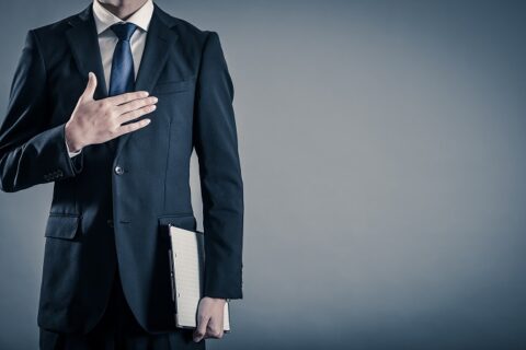 お任せください